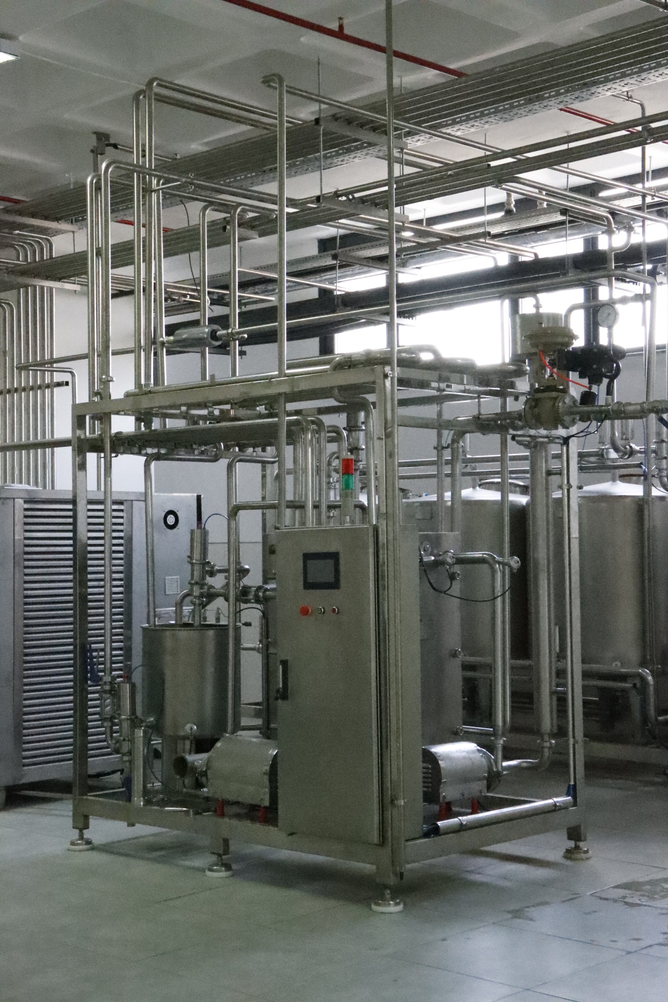Toroness factory vertical equipment